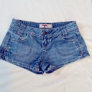 Like new Sz 1/24 distressed denim jean shorts